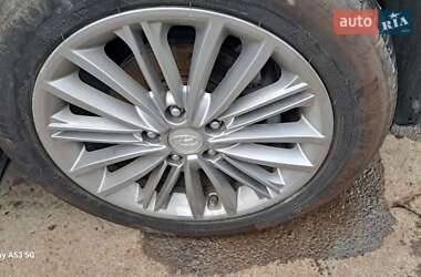 Позашляховик / Кросовер Hyundai Kona 2019 в 