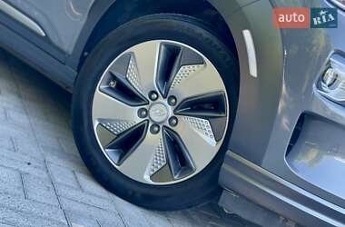 Позашляховик / Кросовер Hyundai Kona 2020 в 