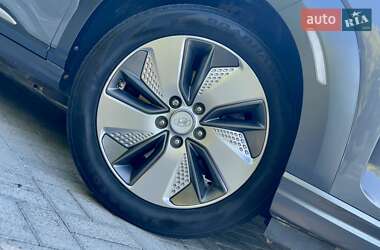 Позашляховик / Кросовер Hyundai Kona 2020 в 