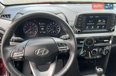 Внедорожник / Кроссовер Hyundai Kona 2020 в 
