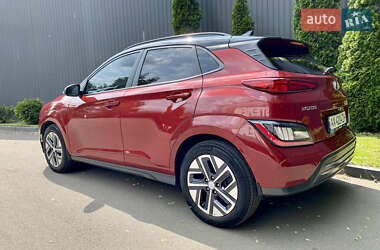 Позашляховик / Кросовер Hyundai Kona 2022 в 