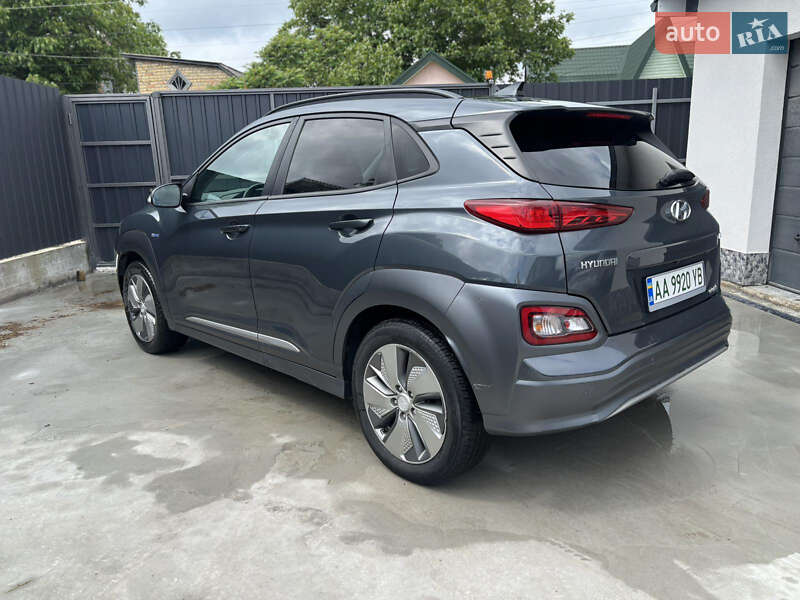 Позашляховик / Кросовер Hyundai Kona 2019 в Києві