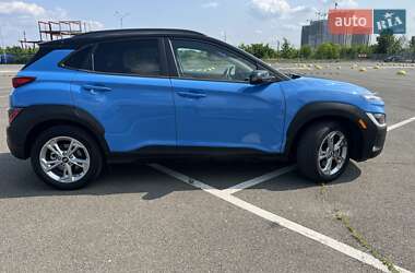 Внедорожник / Кроссовер Hyundai Kona 2022 в 