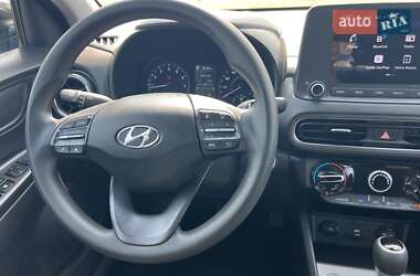 Внедорожник / Кроссовер Hyundai Kona 2022 в 