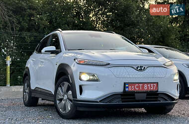Внедорожник / Кроссовер Hyundai Kona 2020 в 