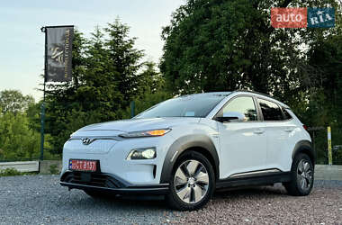 Внедорожник / Кроссовер Hyundai Kona 2020 в 
