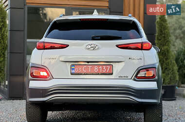 Внедорожник / Кроссовер Hyundai Kona 2020 в 