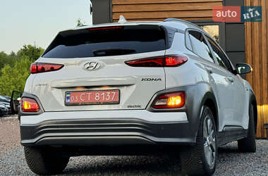 Внедорожник / Кроссовер Hyundai Kona 2020 в 