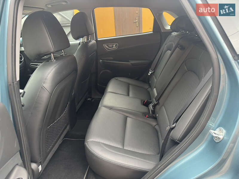 Внедорожник / Кроссовер Hyundai Kona 2019 в Ровно