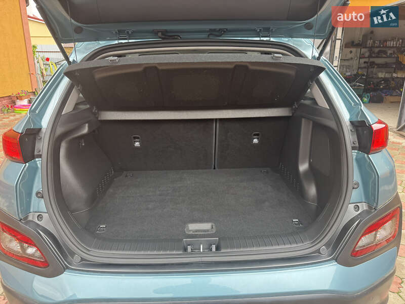 Внедорожник / Кроссовер Hyundai Kona 2019 в Ровно