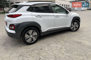 Позашляховик / Кросовер Hyundai Kona 2019 в 