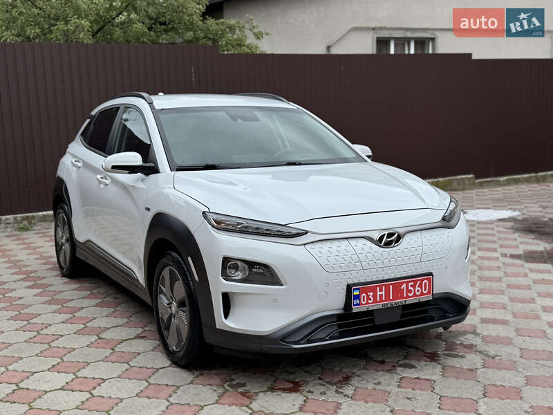 Внедорожник / Кроссовер Hyundai Kona 2019 в Ровно