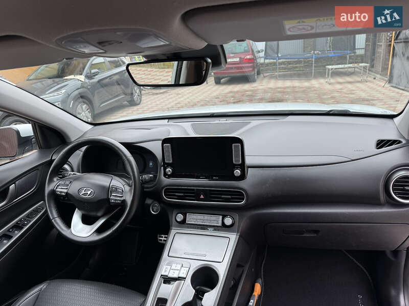 Внедорожник / Кроссовер Hyundai Kona 2019 в Ровно