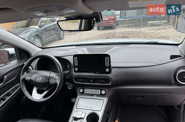 Внедорожник / Кроссовер Hyundai Kona 2019 в 