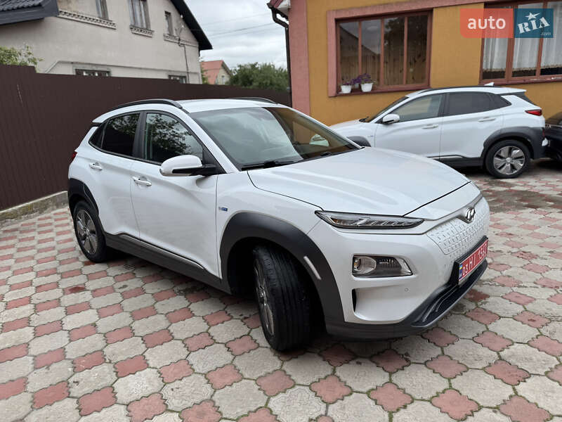 Внедорожник / Кроссовер Hyundai Kona 2019 в Ровно