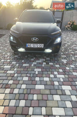 Внедорожник / Кроссовер Hyundai Kona 2019 в Каменском