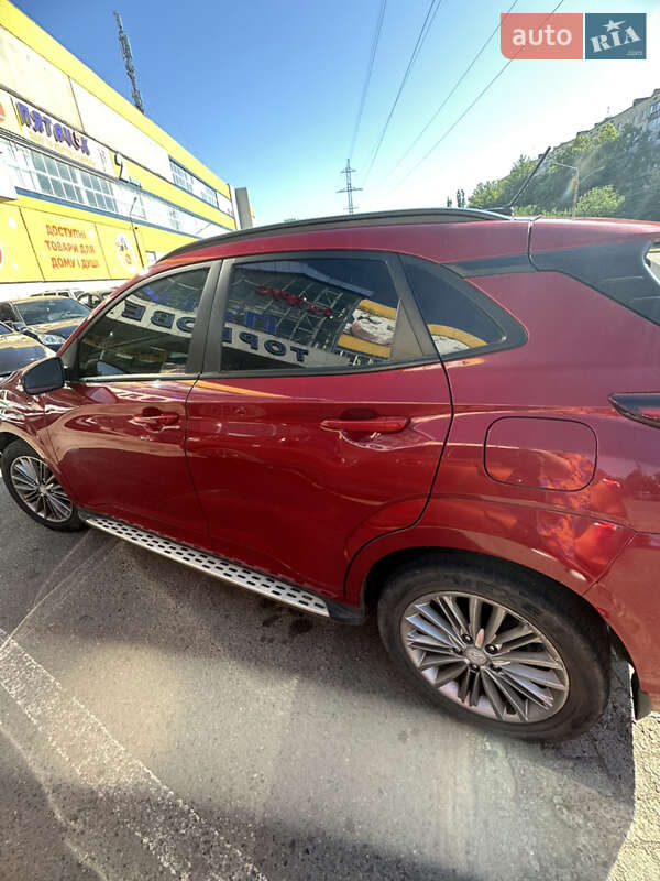 Внедорожник / Кроссовер Hyundai Kona 2018 в Николаеве