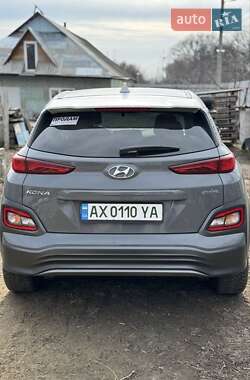 Внедорожник / Кроссовер Hyundai Kona 2020 в Харькове