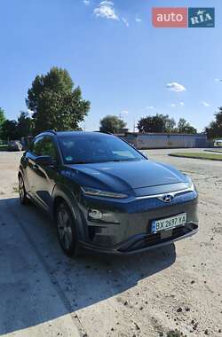 Внедорожник / Кроссовер Hyundai Kona 2018 в Нетешине