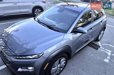 Внедорожник / Кроссовер Hyundai Kona 2020 в Киеве