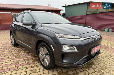 Внедорожник / Кроссовер Hyundai Kona 2020 в 