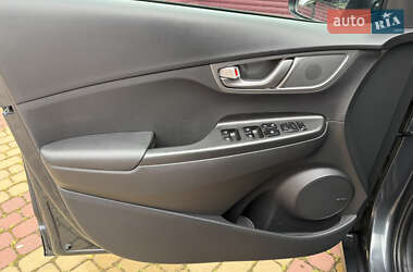Внедорожник / Кроссовер Hyundai Kona 2020 в 