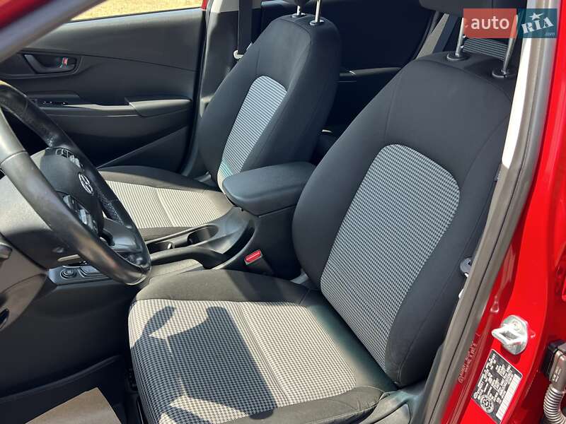 Внедорожник / Кроссовер Hyundai Kona 2018 в Днепре