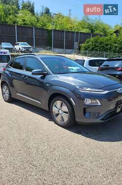Позашляховик / Кросовер Hyundai Kona 2021 в Бродах