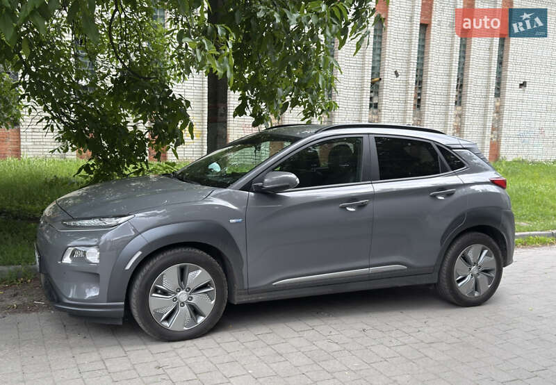Внедорожник / Кроссовер Hyundai Kona 2019 в Львове