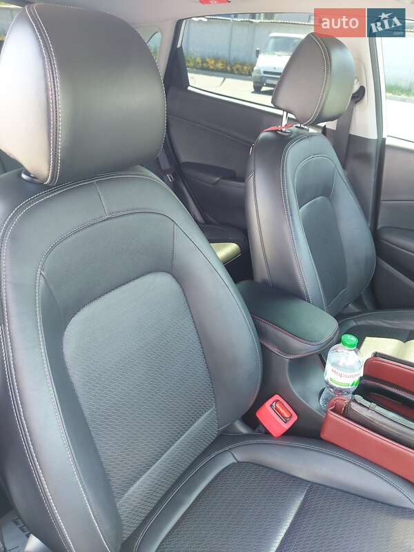 Внедорожник / Кроссовер Hyundai Kona 2019 в Харькове