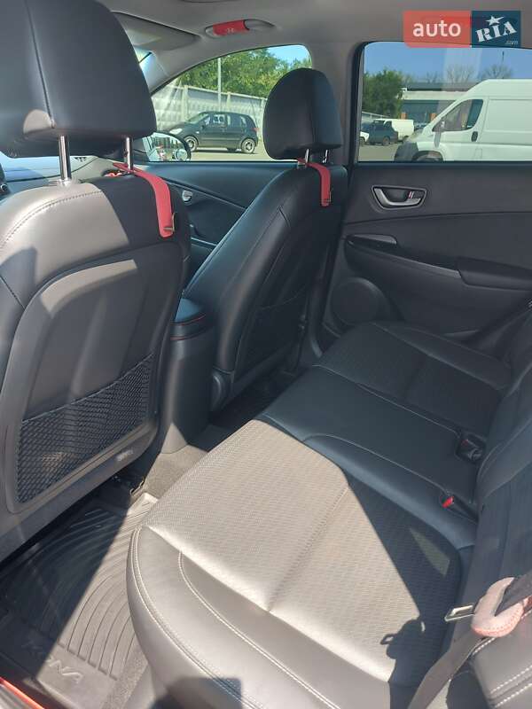 Внедорожник / Кроссовер Hyundai Kona 2019 в Харькове