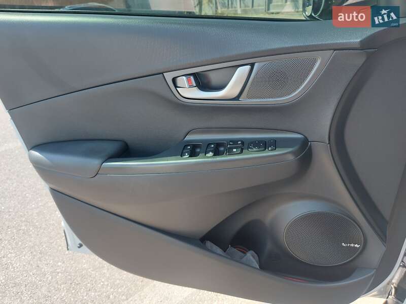 Внедорожник / Кроссовер Hyundai Kona 2019 в Харькове