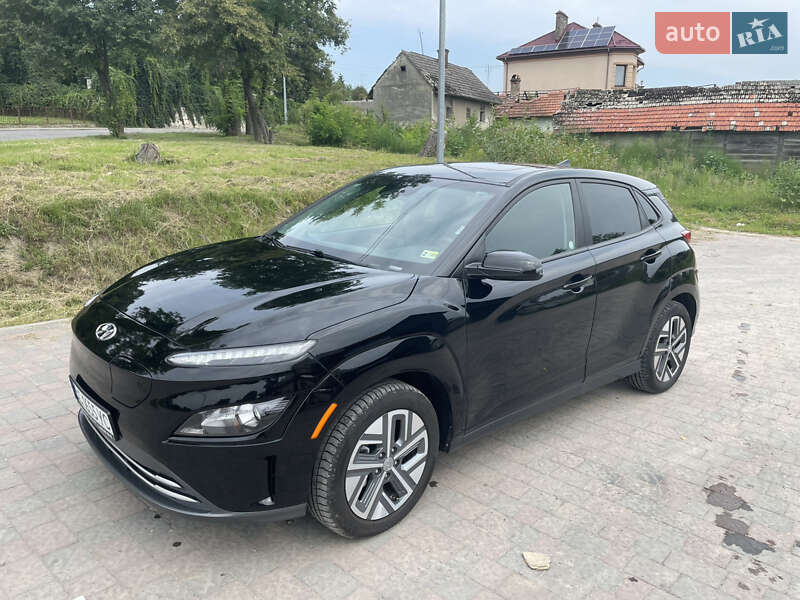 Внедорожник / Кроссовер Hyundai Kona 2023 в Николаеве