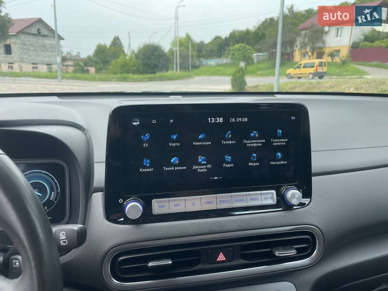 Внедорожник / Кроссовер Hyundai Kona 2023 в Николаеве