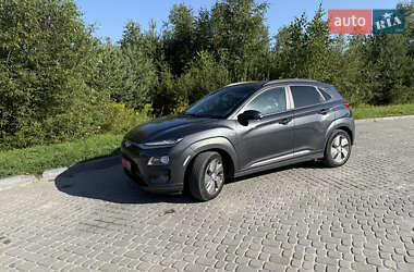 Внедорожник / Кроссовер Hyundai Kona 2020 в Львове