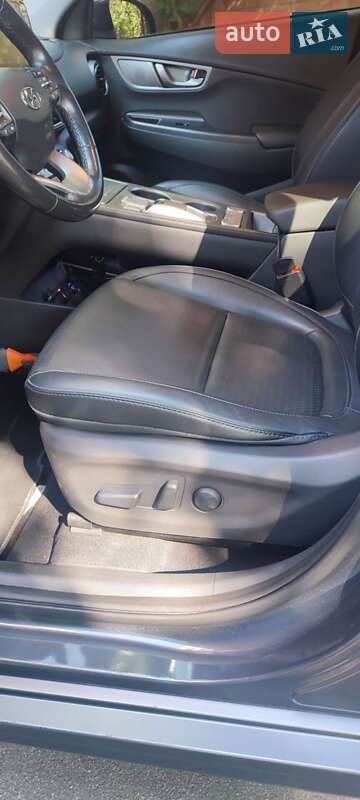 Внедорожник / Кроссовер Hyundai Kona 2019 в Кропивницком