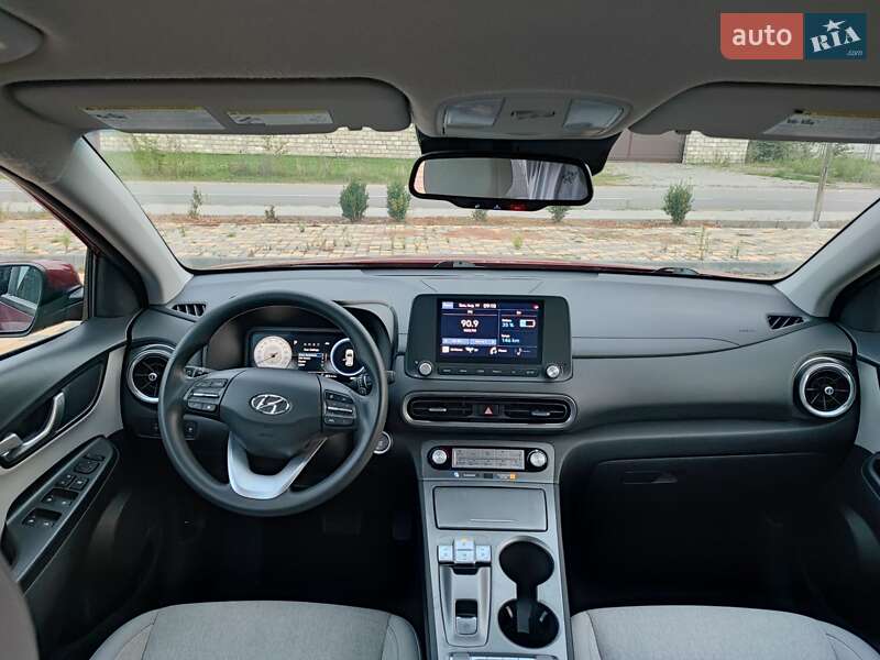 Внедорожник / Кроссовер Hyundai Kona 2023 в Виннице