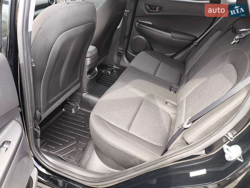 Позашляховик / Кросовер Hyundai Kona 2023 в Великих Лучках