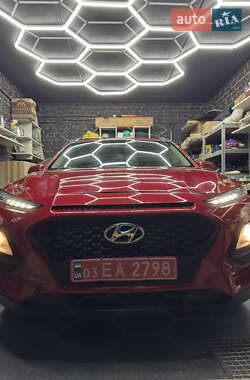 Внедорожник / Кроссовер Hyundai Kona 2020 в Хмельницком