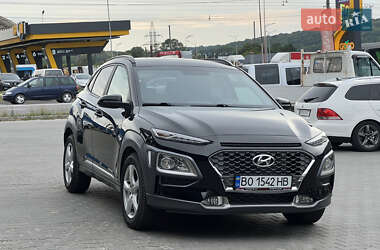 Внедорожник / Кроссовер Hyundai Kona 2021 в Тернополе