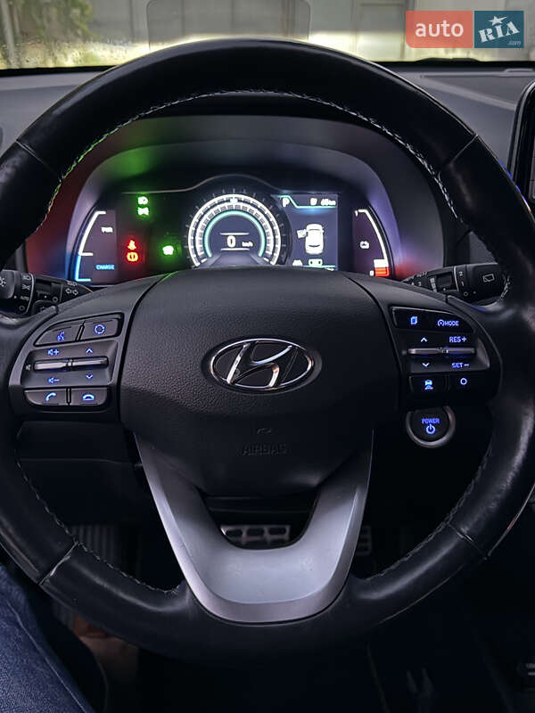 Внедорожник / Кроссовер Hyundai Kona 2019 в Львове