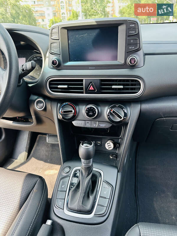 Позашляховик / Кросовер Hyundai Kona 2017 в Києві