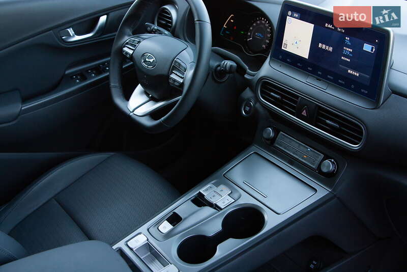 Внедорожник / Кроссовер Hyundai Kona 2019 в Киеве