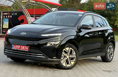 Внедорожник / Кроссовер Hyundai Kona 2023 в Тернополе
