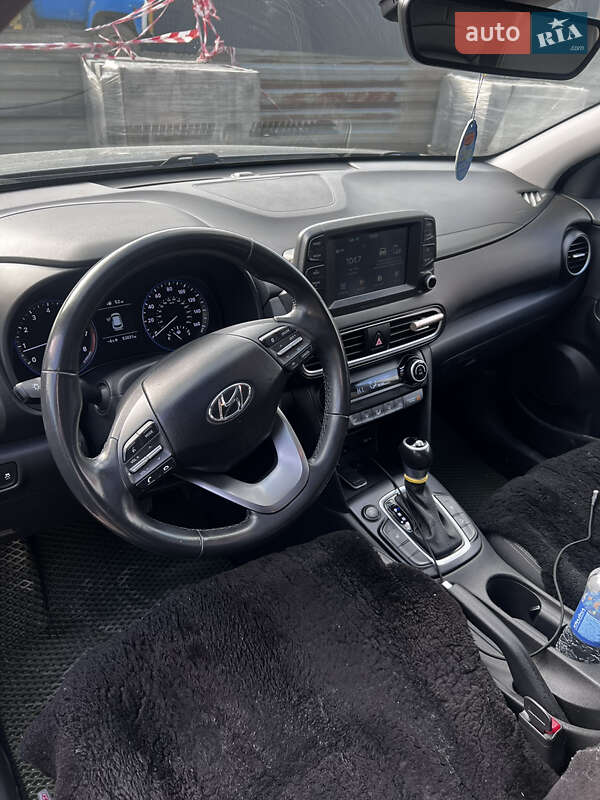 Позашляховик / Кросовер Hyundai Kona 2018 в Івано-Франківську