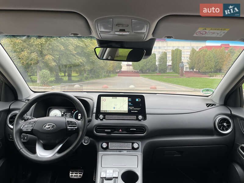 Внедорожник / Кроссовер Hyundai Kona 2021 в Тернополе