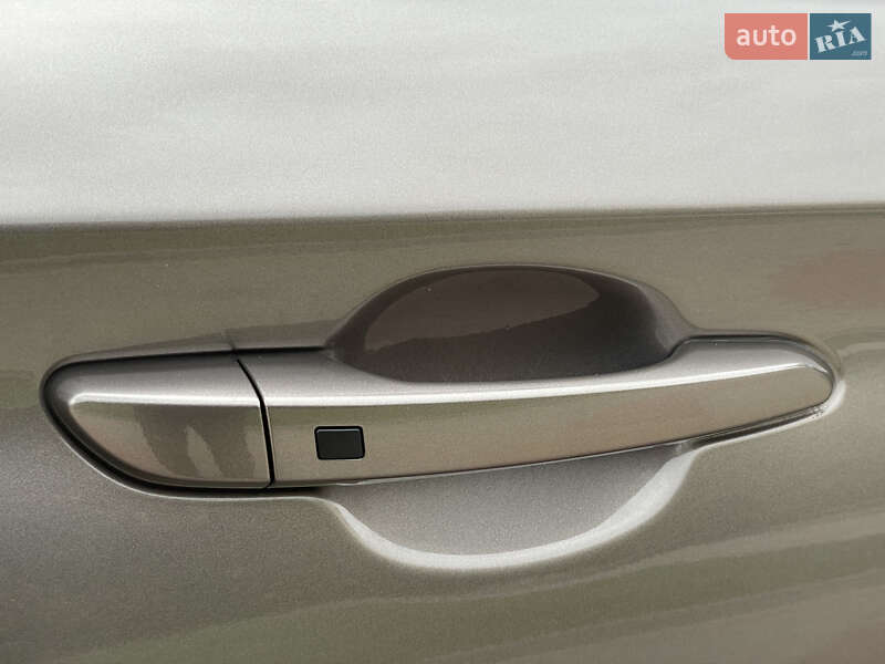 Внедорожник / Кроссовер Hyundai Kona 2021 в Тернополе