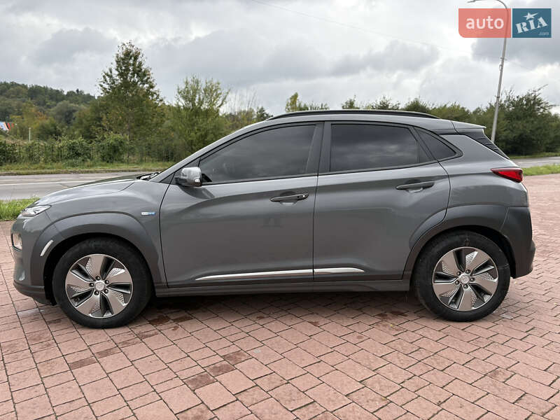 Позашляховик / Кросовер Hyundai Kona 2018 в Стрию