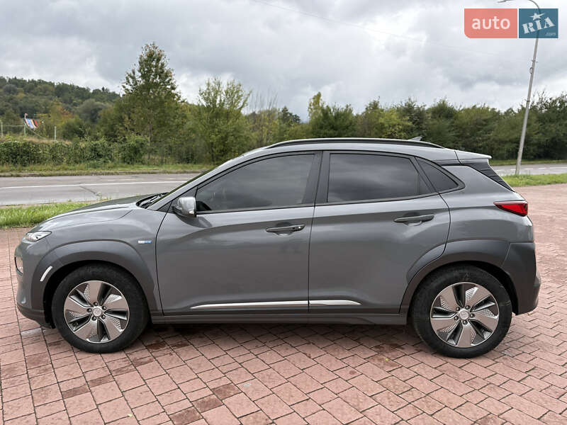 Позашляховик / Кросовер Hyundai Kona 2018 в Стрию