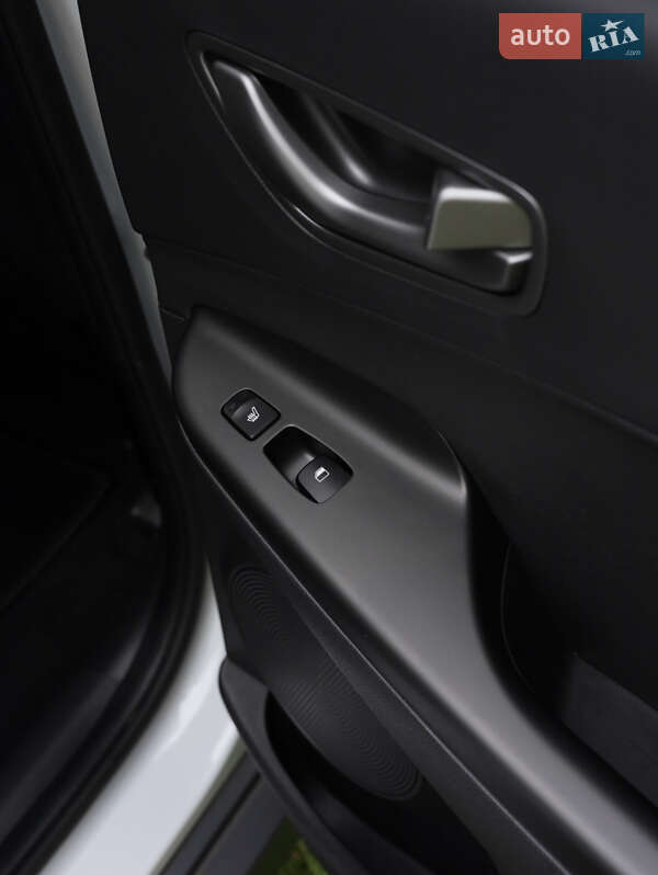 Внедорожник / Кроссовер Hyundai Kona 2020 в Тернополе